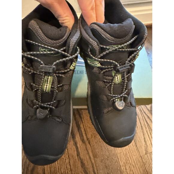 Keen Targhee Mid Waterproof Hiking Shoes Black Green Kids Size 1 NIB NEW $80 - Picture 16 of 16